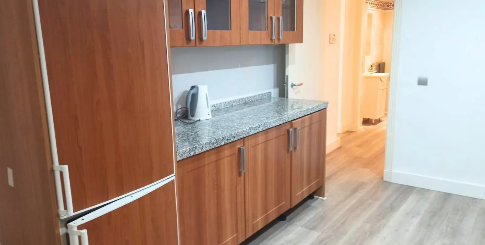 Venta de apartamento en planta media en Nueva Andalucía 9