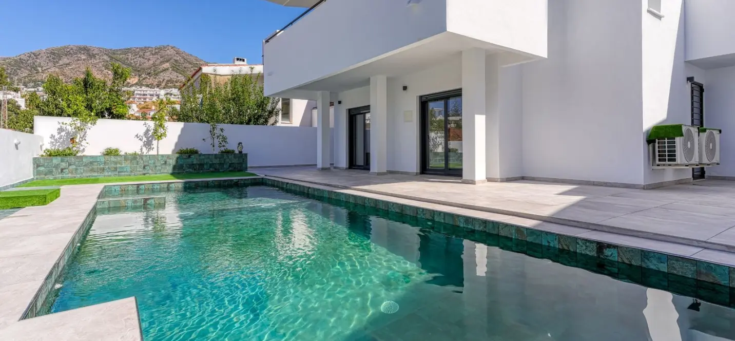 Venta de villa independiente en Mijas 0