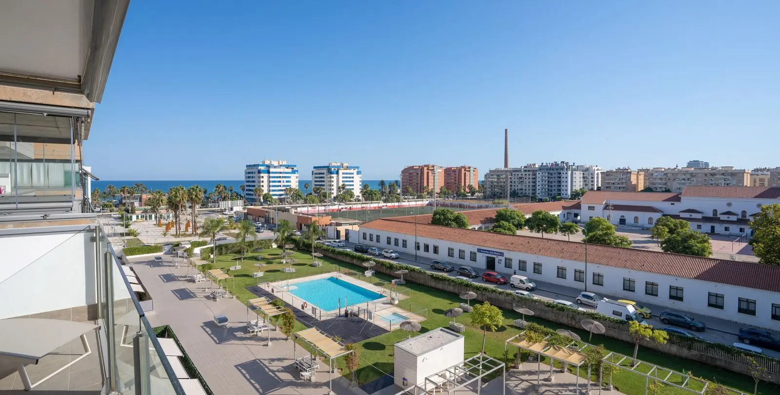 Venta de apartamento en planta media en Málaga Este 1