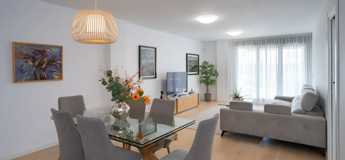 Venta de apartamento en planta media en Málaga Este 4