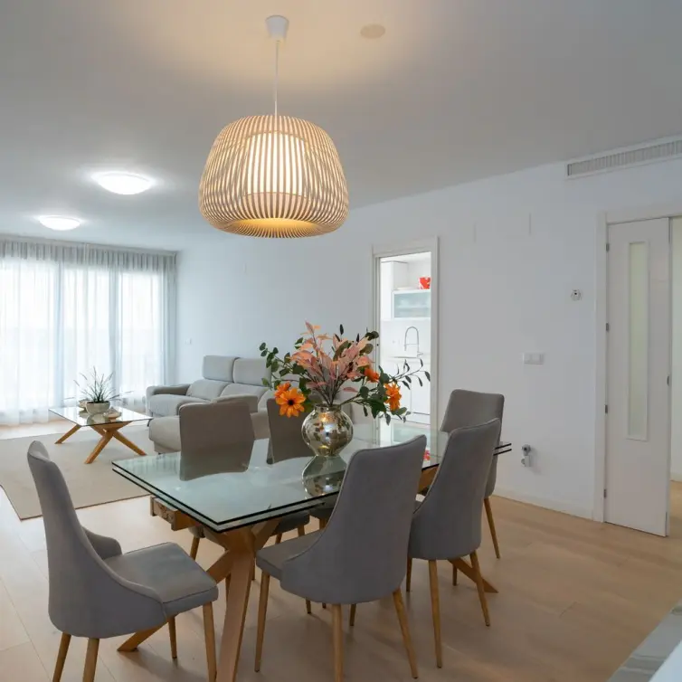 Venta de apartamento en planta media en Málaga Este