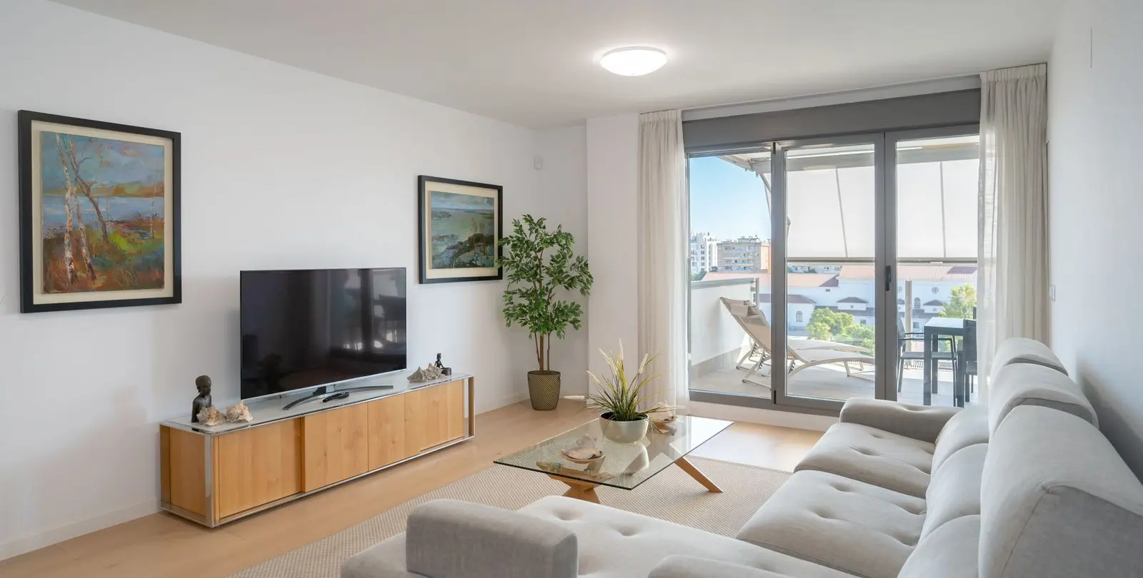 Venta de apartamento en planta media en Málaga Este 14