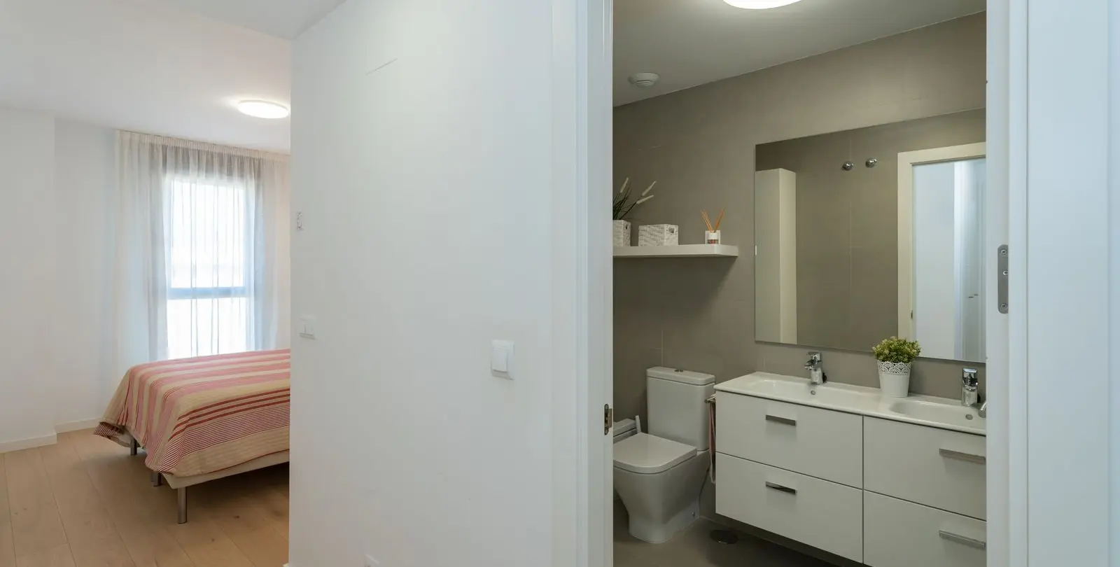 Venta de apartamento en planta media en Málaga Este 16