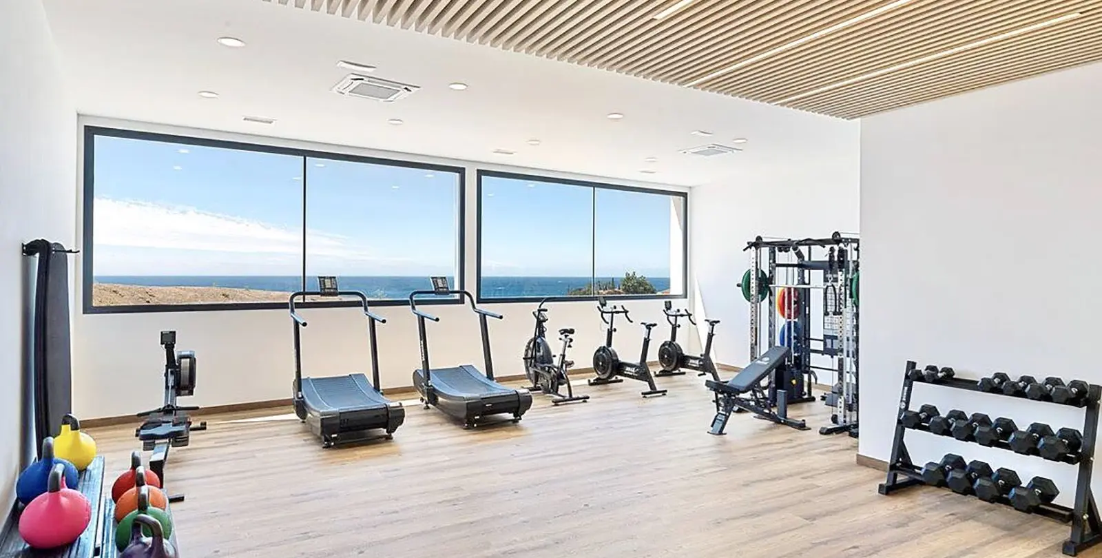 Venta de ático dúplex en Benalmadena Costa 26