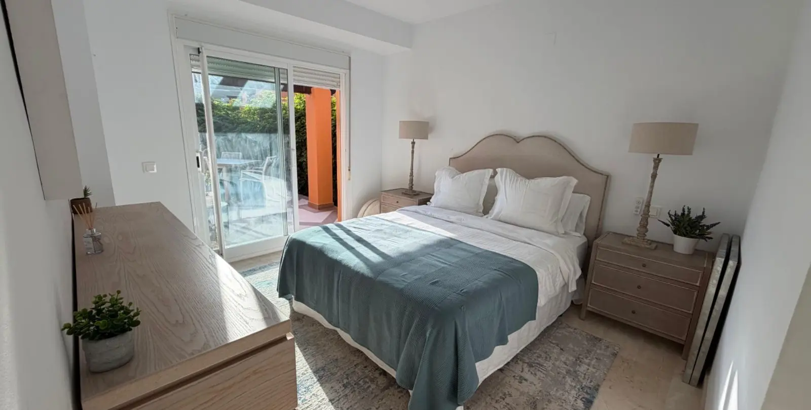 Venta de casa pareada en Benahavís 16