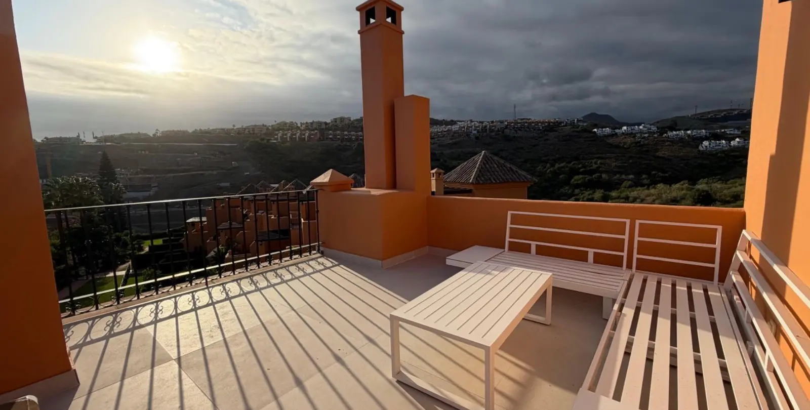 Venta de casa pareada en Benahavís 21