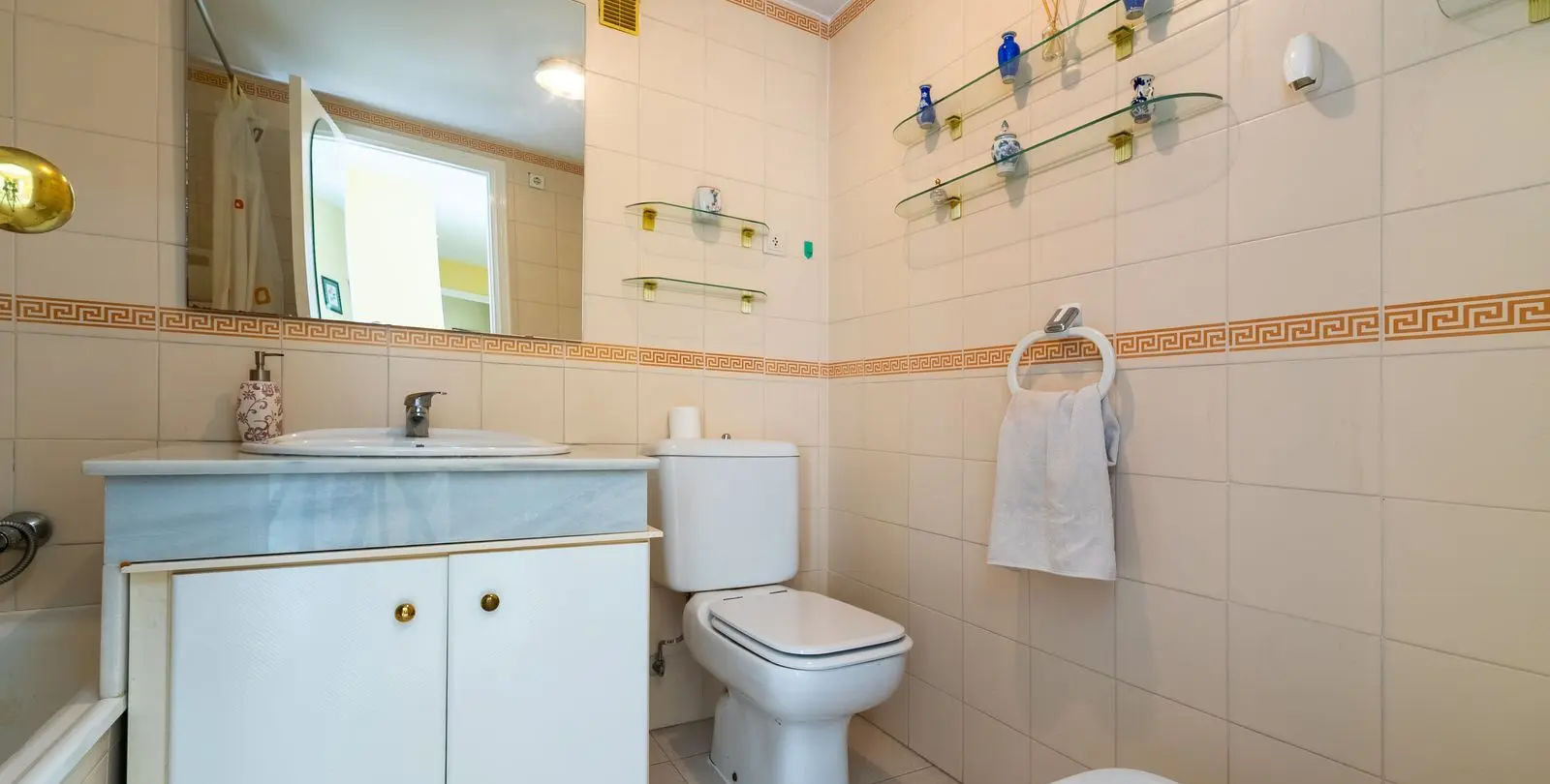 Продажа апартаментов на среднем этаже в Fuengirola 3