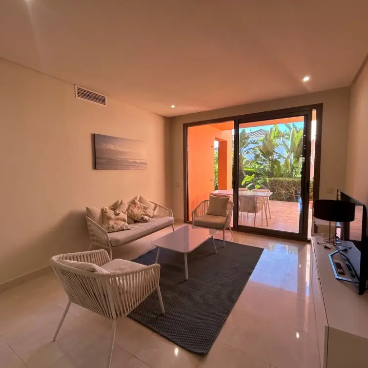 Venta de apartamento en planta baja en New Golden Mile
