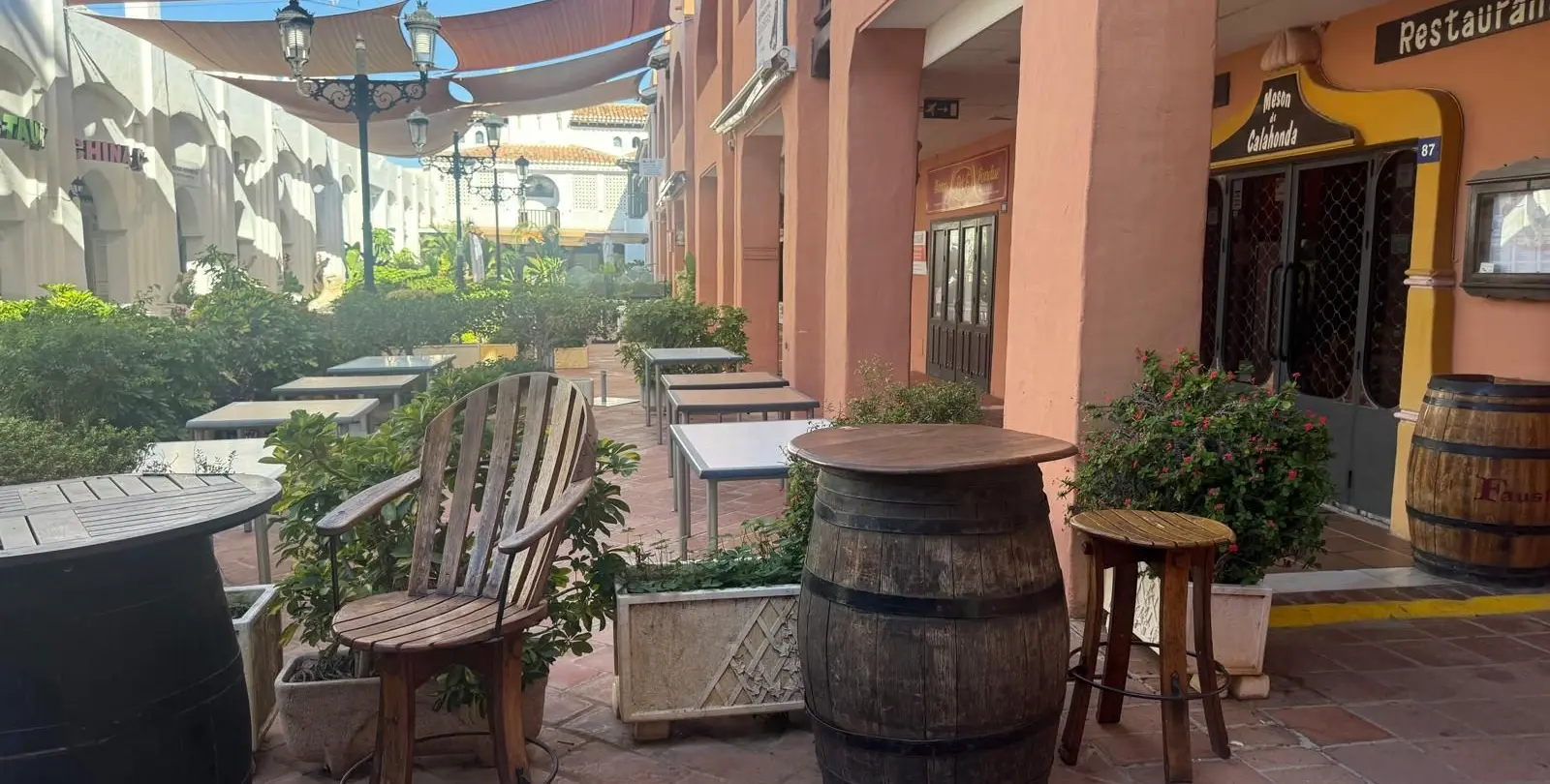 Venta de restaurante en Calahonda 3