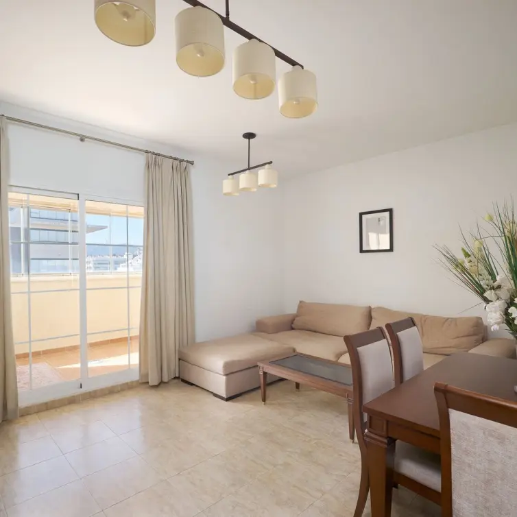 Sale of penthouse in Estepona