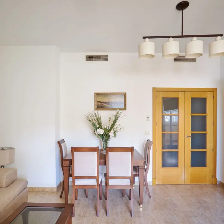 Sale of penthouse in Estepona