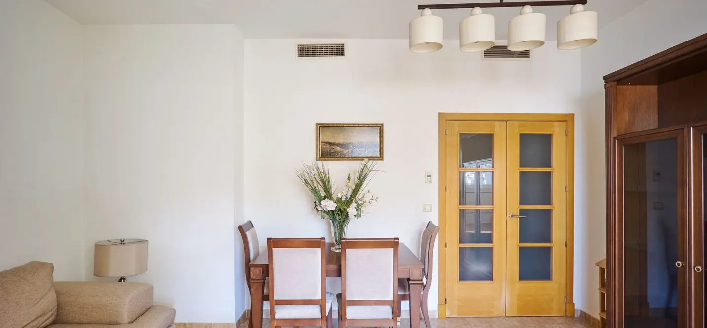 Sale of penthouse in Estepona 3