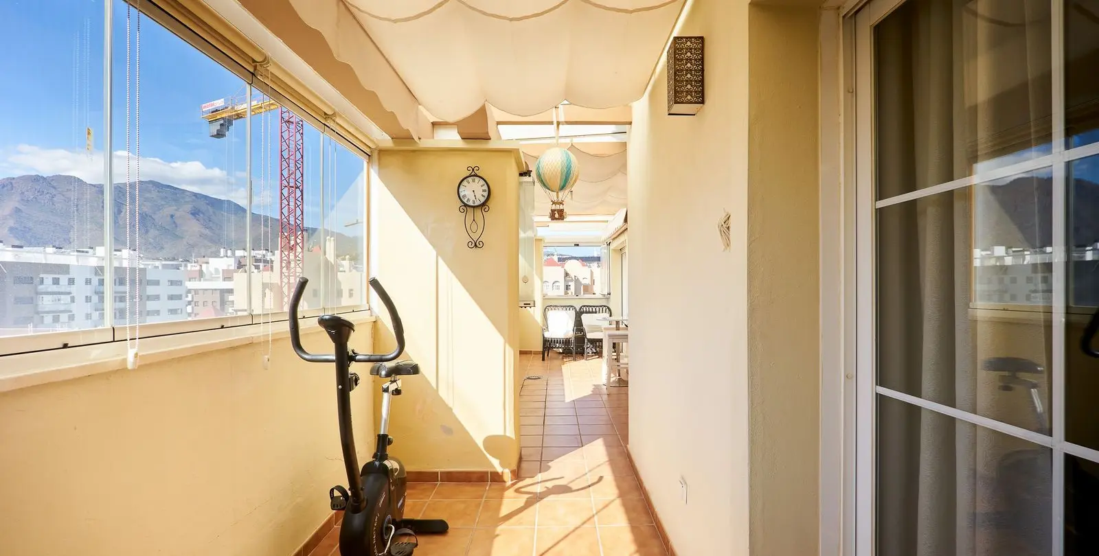 Sale of penthouse in Estepona 20