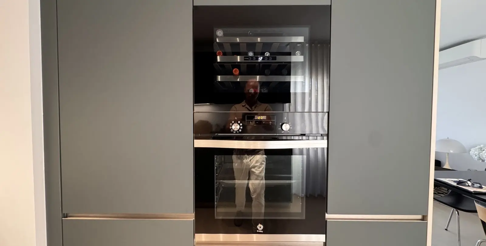Venta de apartamento en planta media en Miraflores 4