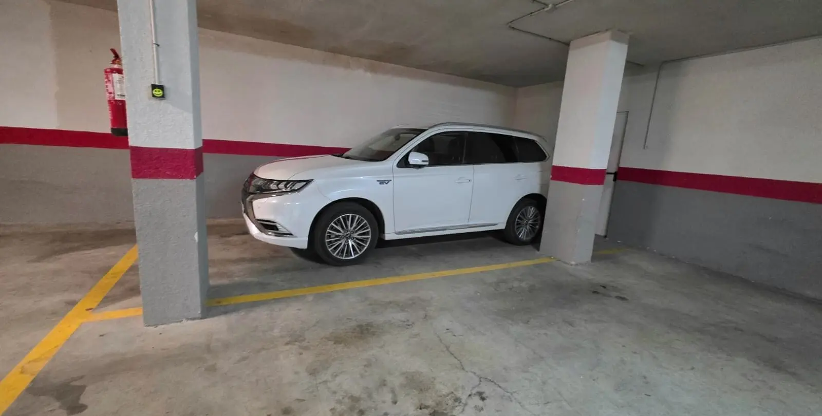 Sale of middle floor apartment in Estepona 9
