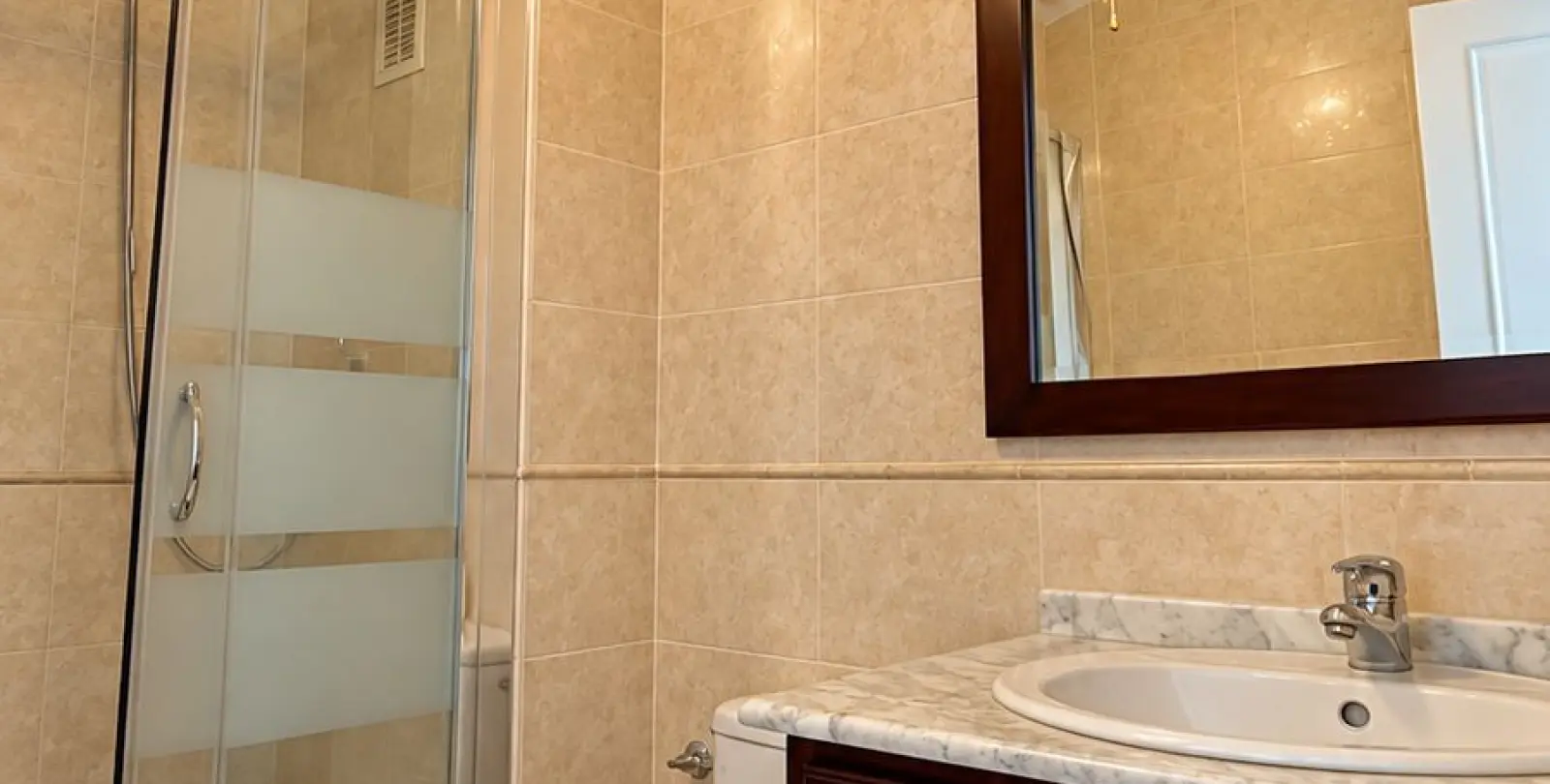 Sale of penthouse duplex in San Pedro de Alcántara 10