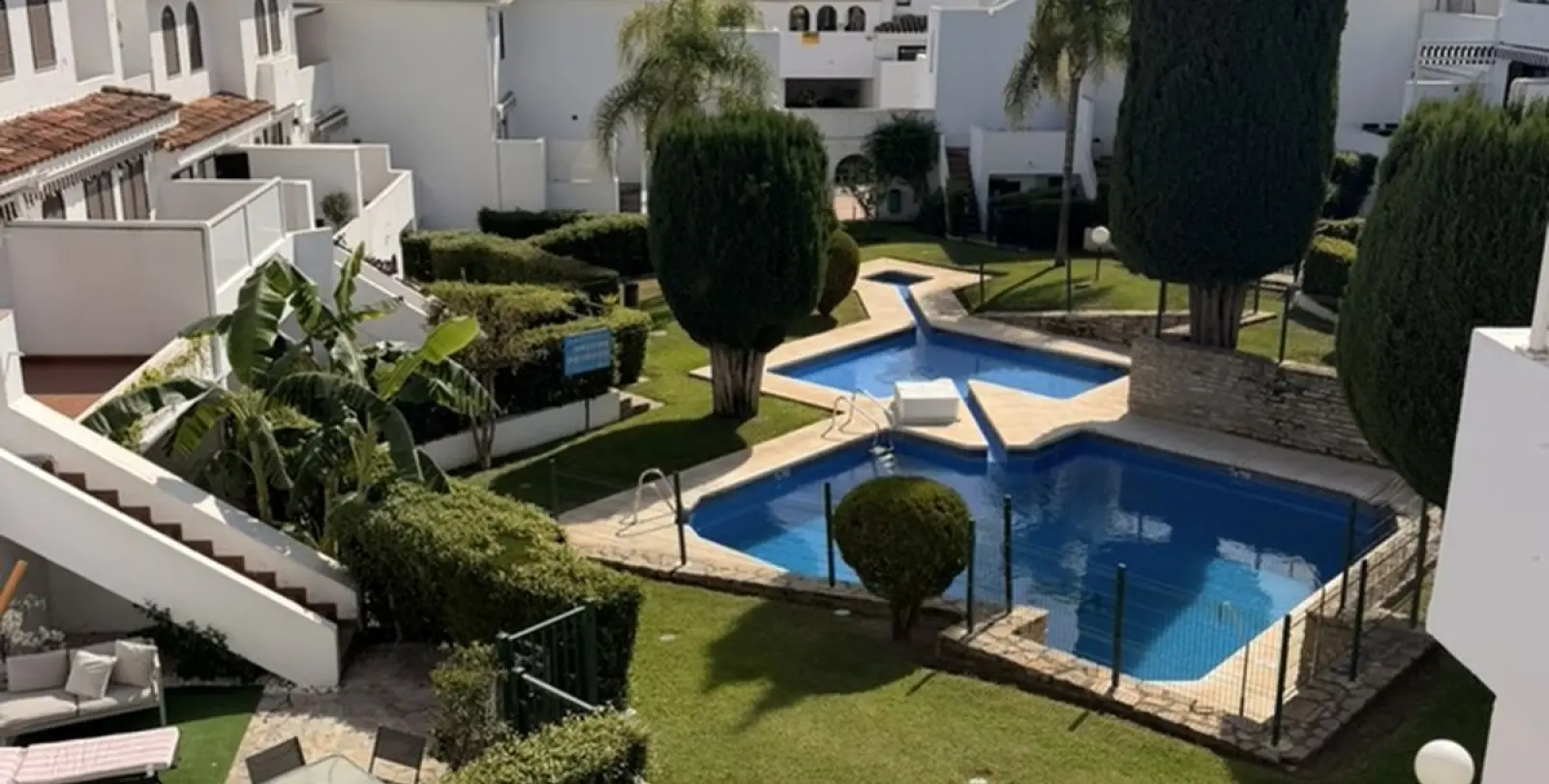 Venta de adosado en Cancelada 2