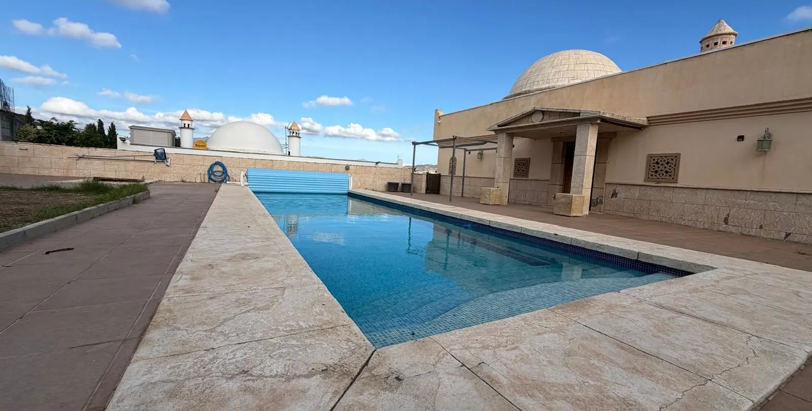 Venta de villa independiente en Cerros del Aguila 1