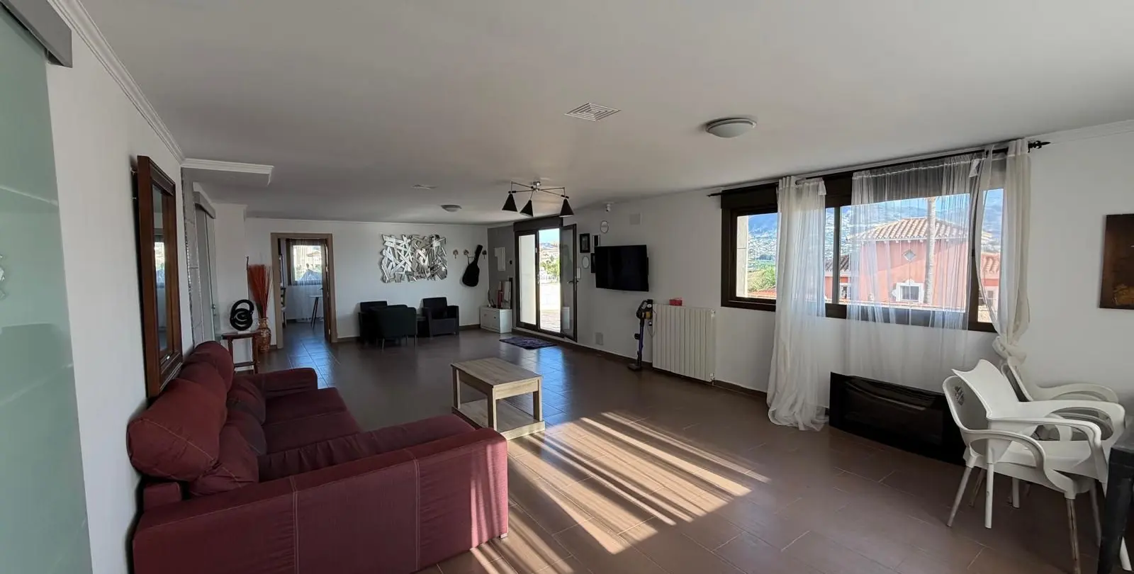 Venta de villa independiente en Cerros del Aguila 15