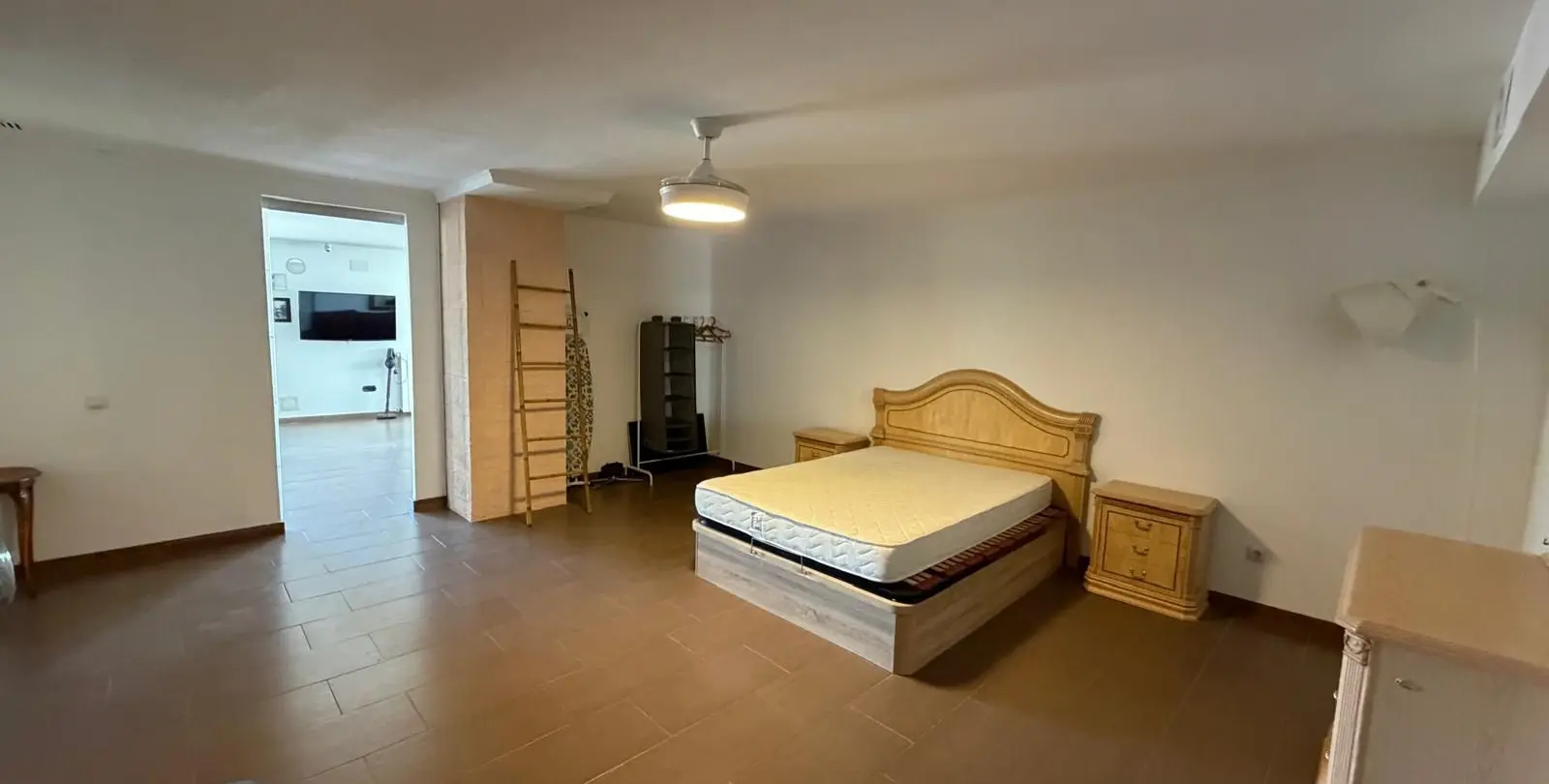 Venta de villa independiente en Cerros del Aguila 17