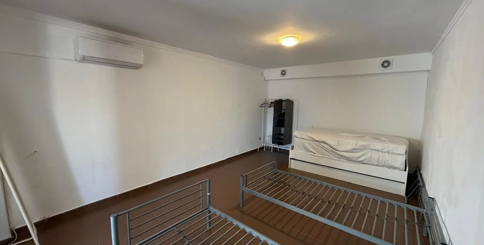 Venta de villa independiente en Cerros del Aguila 18