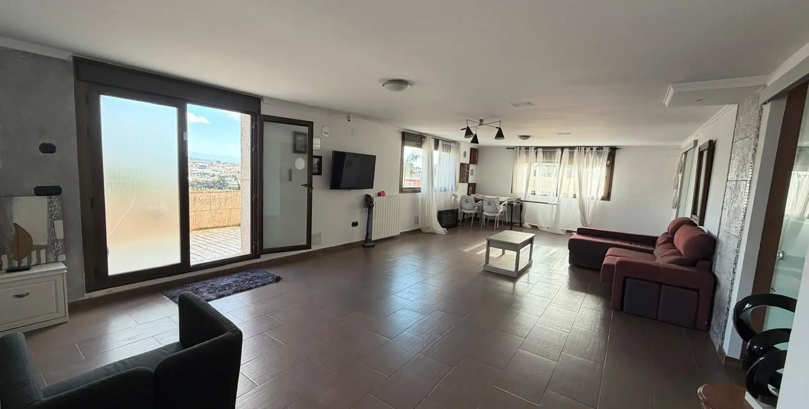 Venta de villa independiente en Cerros del Aguila 22
