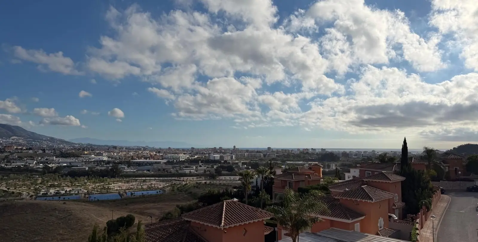 Venta de villa independiente en Cerros del Aguila 29