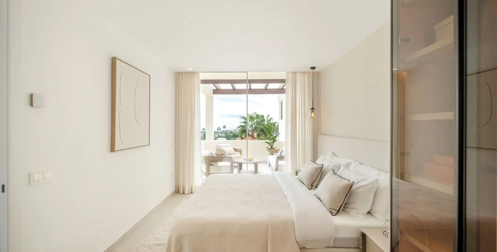 Sale of middle floor apartment in Nueva Andalucía 23