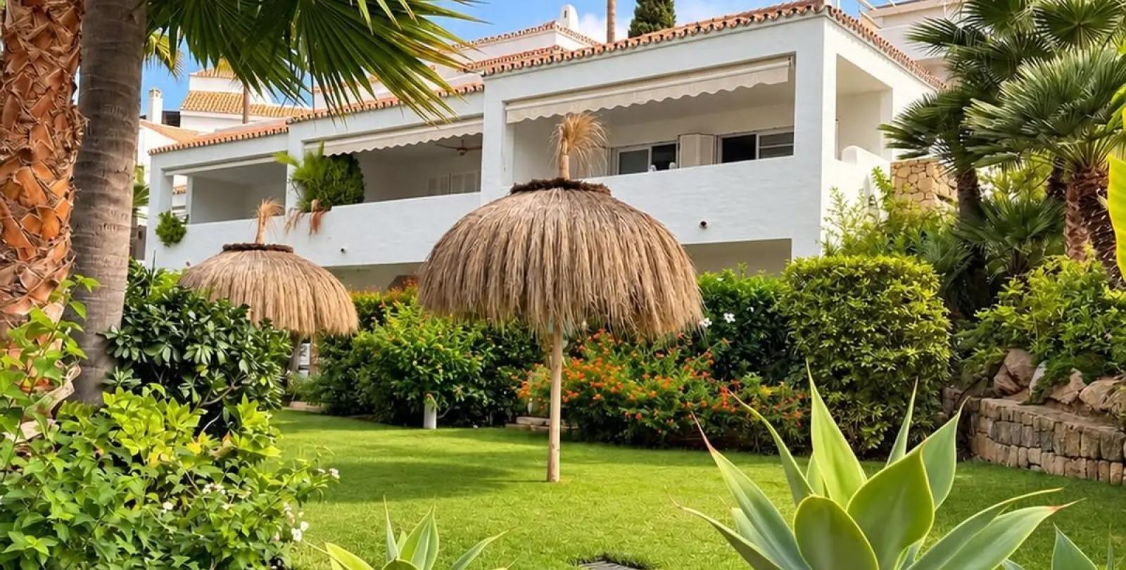 Продажа дома на две семьи в Bahía de Marbella 9