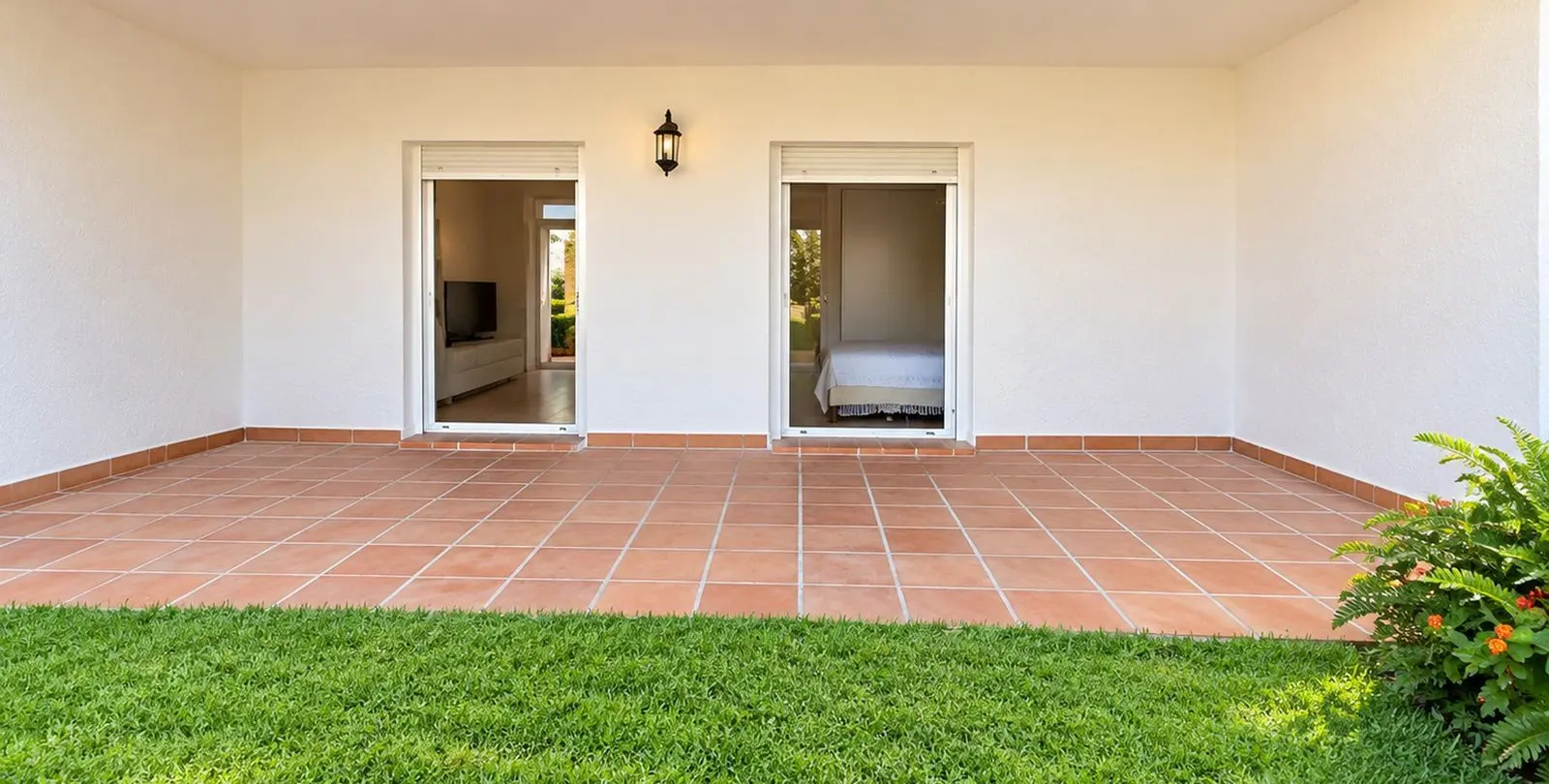 Продажа дома на две семьи в Bahía de Marbella 10