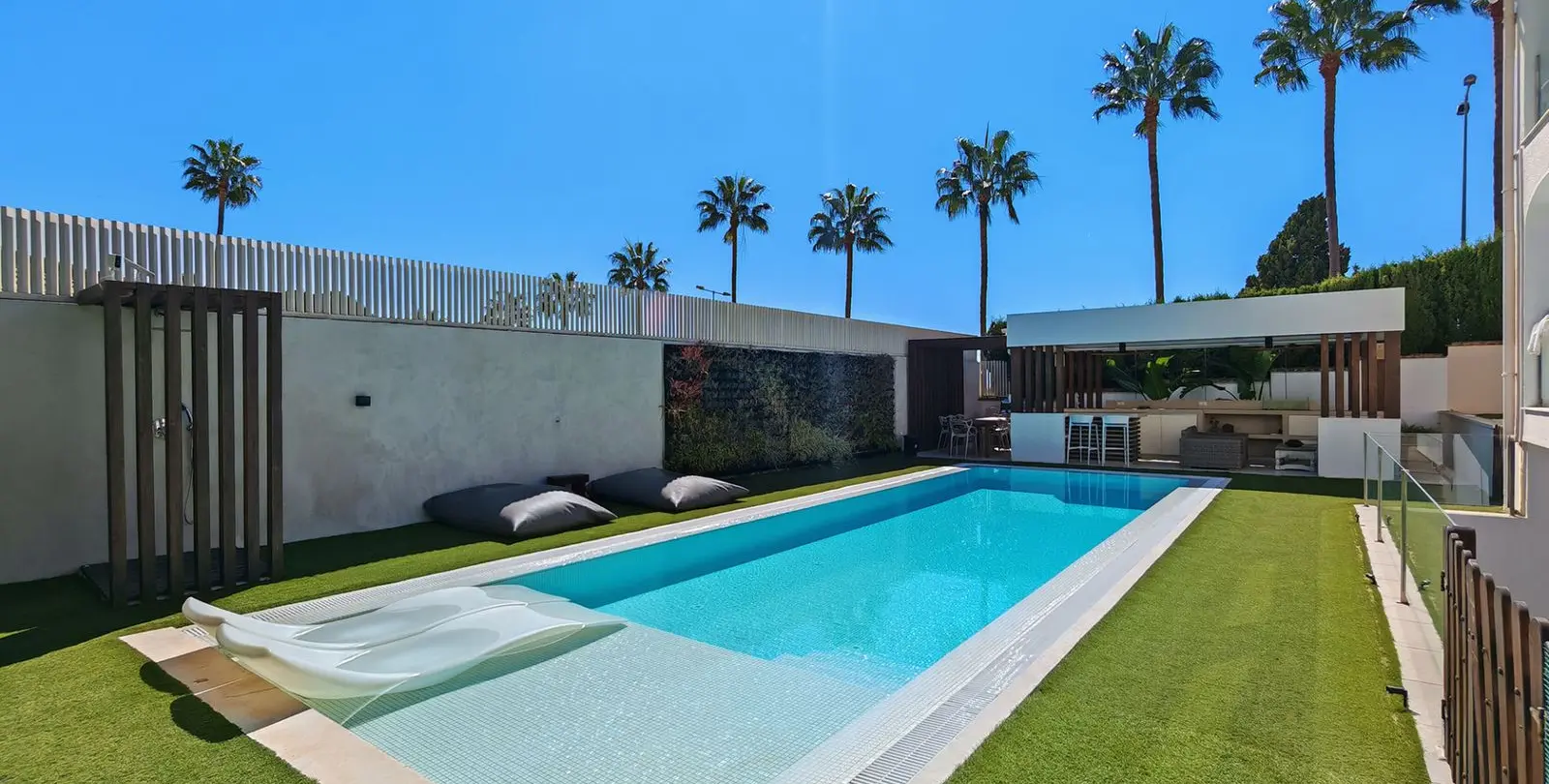Venta de villa independiente en Riviera del Sol 24