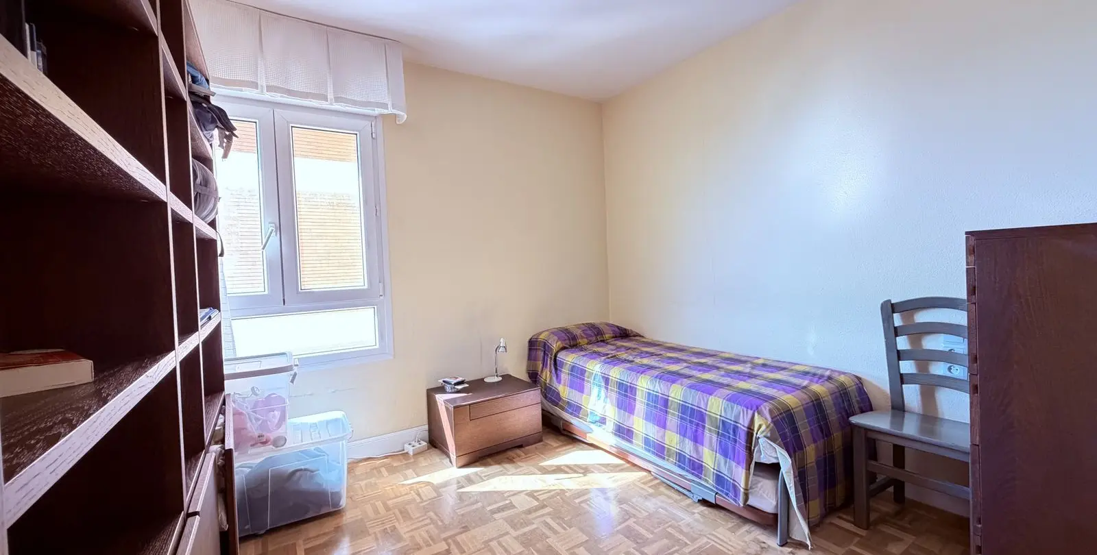 Venta de apartamento en planta media en Malagueta 18