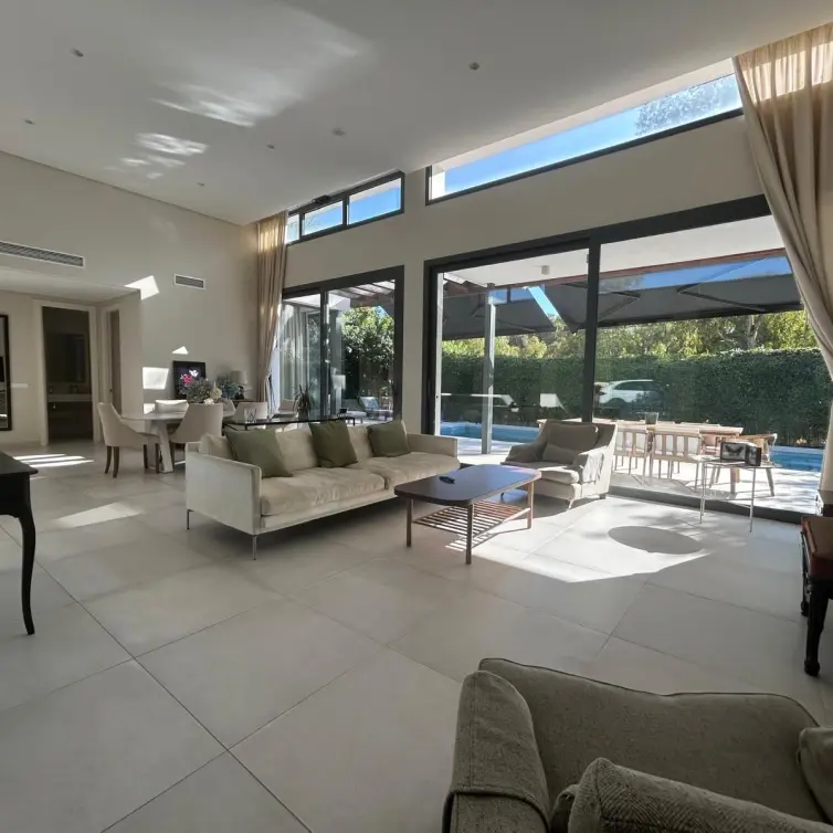 Venta de villa independiente en Atalaya