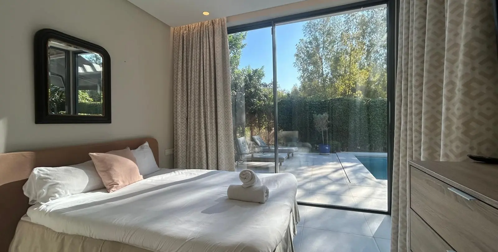 Venta de villa independiente en Atalaya 8