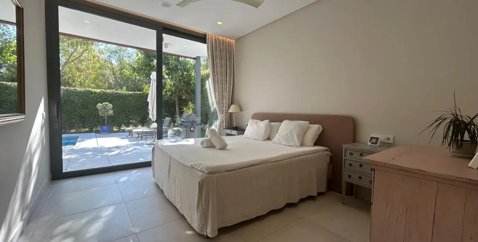 Venta de villa independiente en Atalaya 11