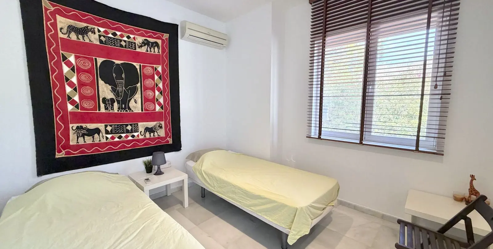Venta de villa independiente en Estepona 25
