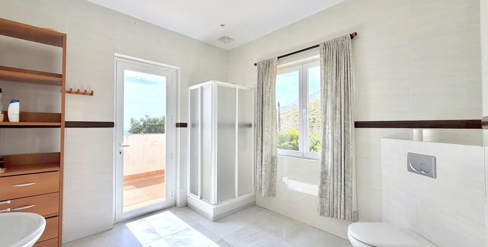 Venta de villa independiente en Estepona 29
