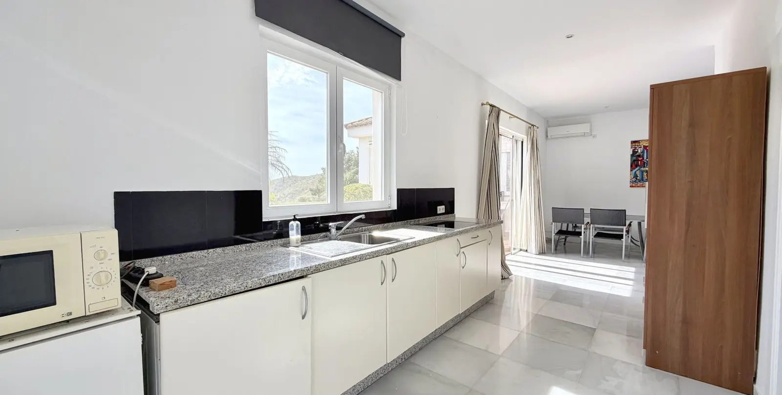 Venta de villa independiente en Estepona 32