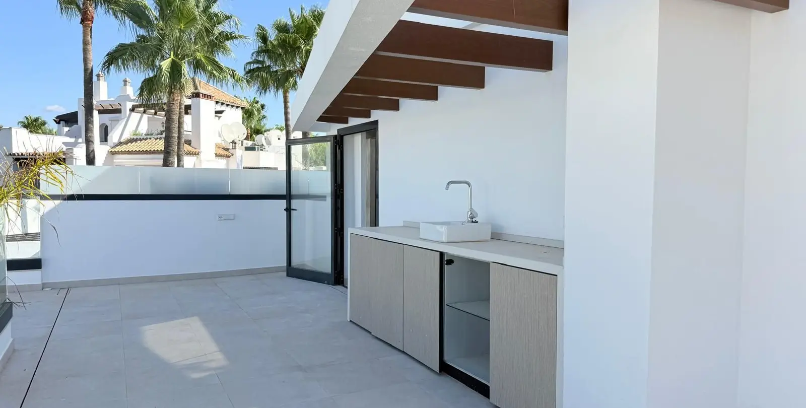 Venta de villa independiente en Puerto Banús 16