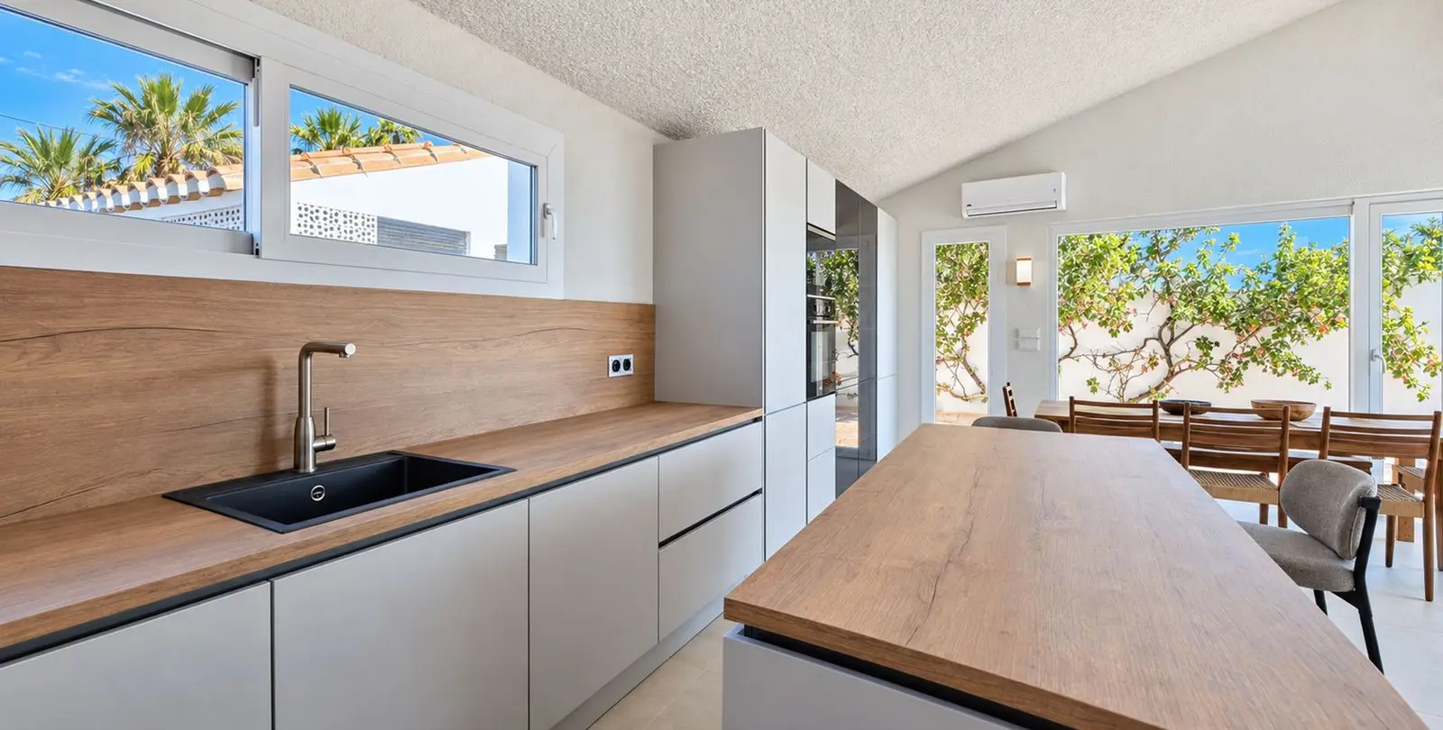 Venta de villa independiente en Estepona 15