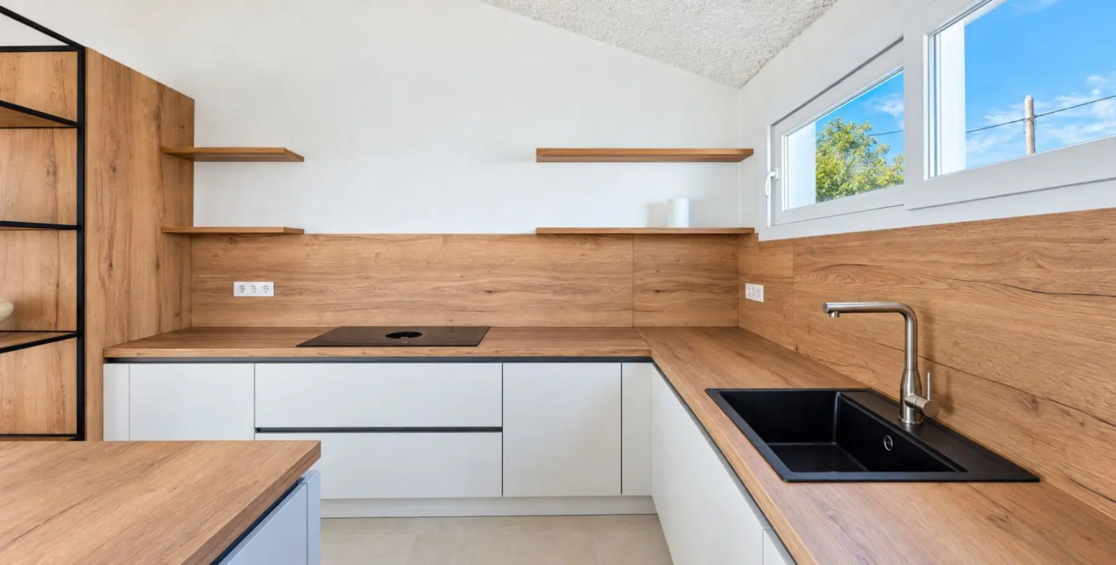 Venta de villa independiente en Estepona 16