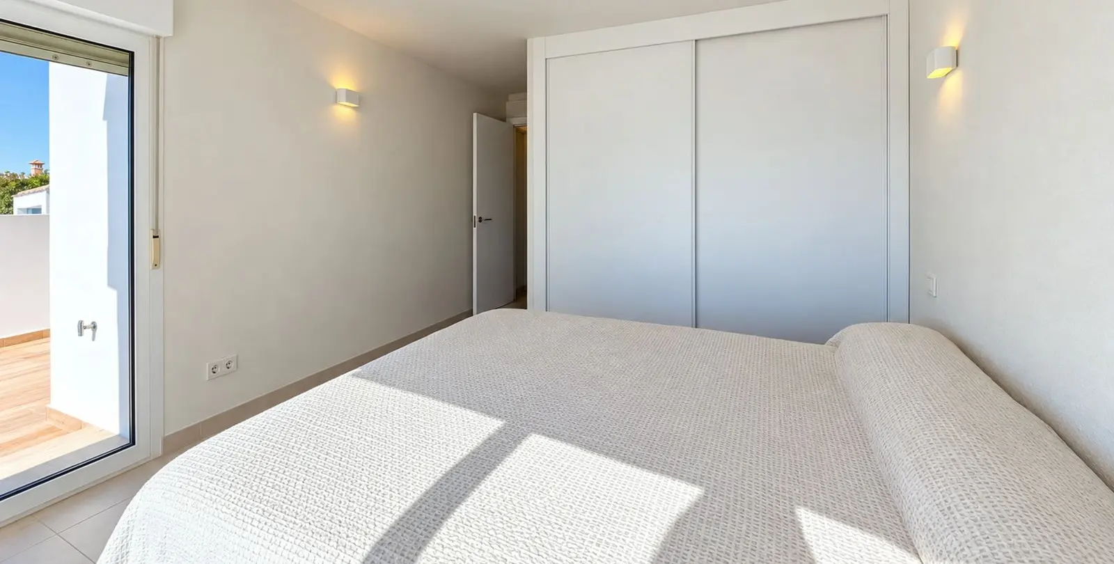 Venta de villa independiente en Estepona 39