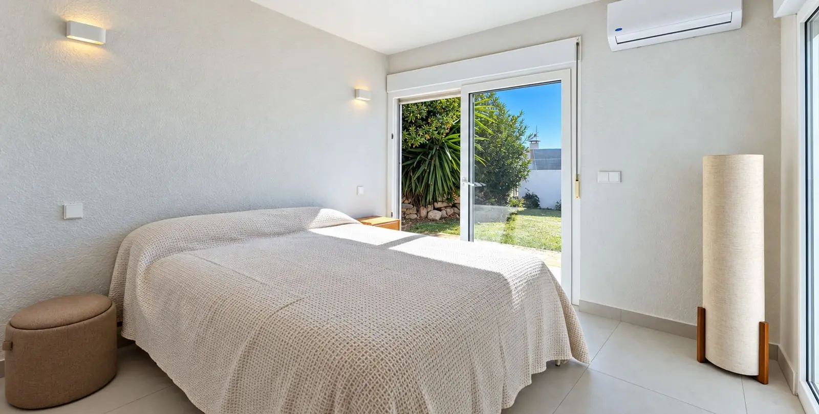Venta de villa independiente en Estepona 41