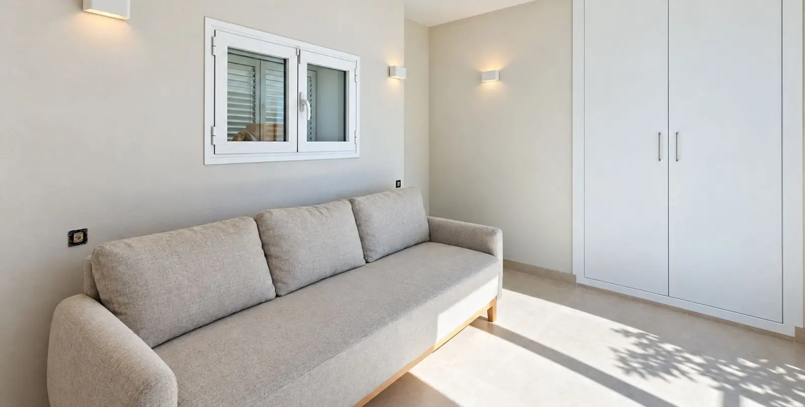 Venta de villa independiente en Estepona 100