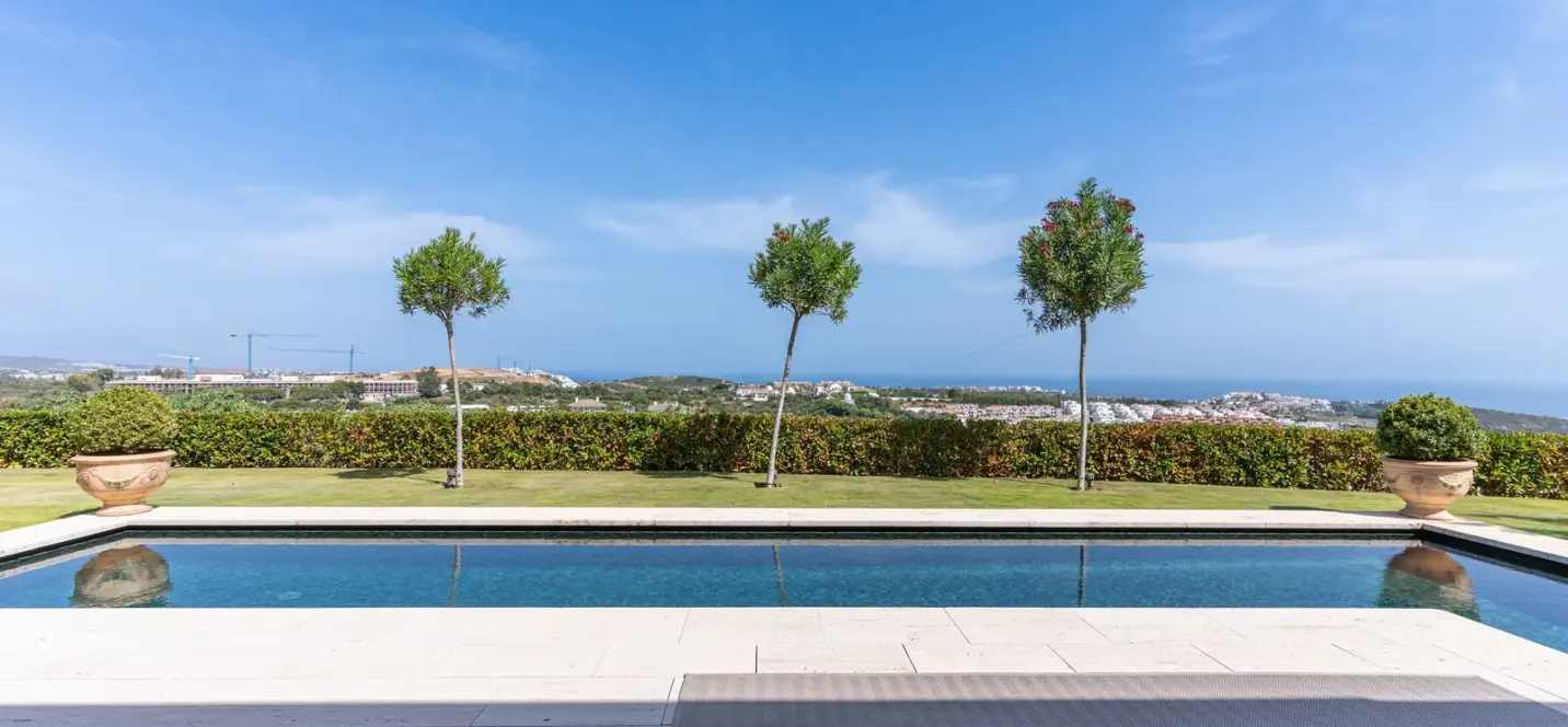 Venta de apartamento en planta baja en Casares 1