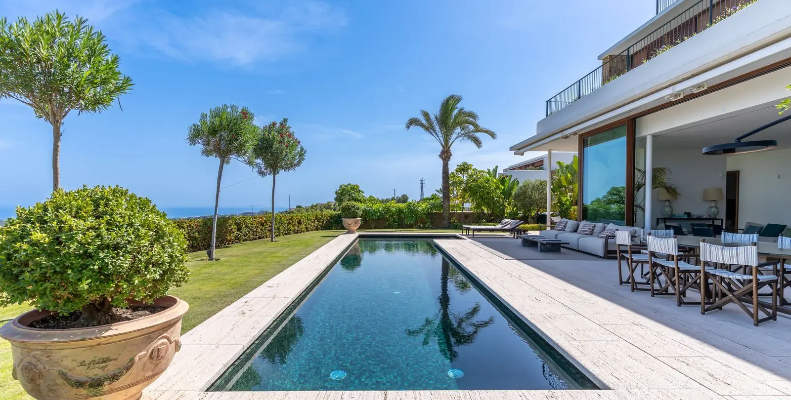 Venta de apartamento en planta baja en Casares 3