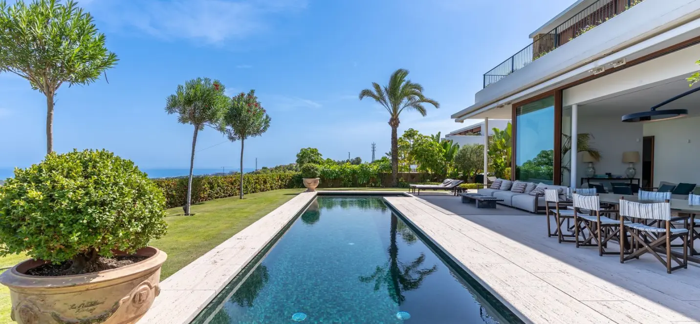 Venta de apartamento en planta baja en Casares 2