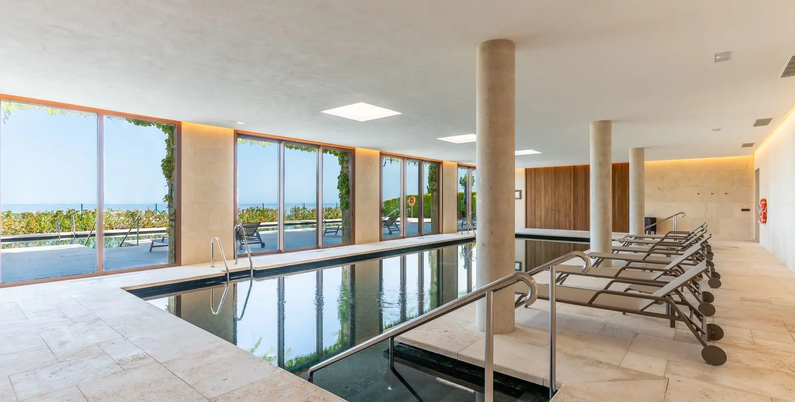 Venta de apartamento en planta baja en Casares 12