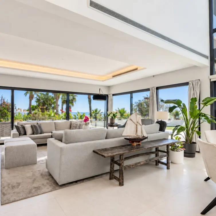 Venta de casa pareada en Estepona