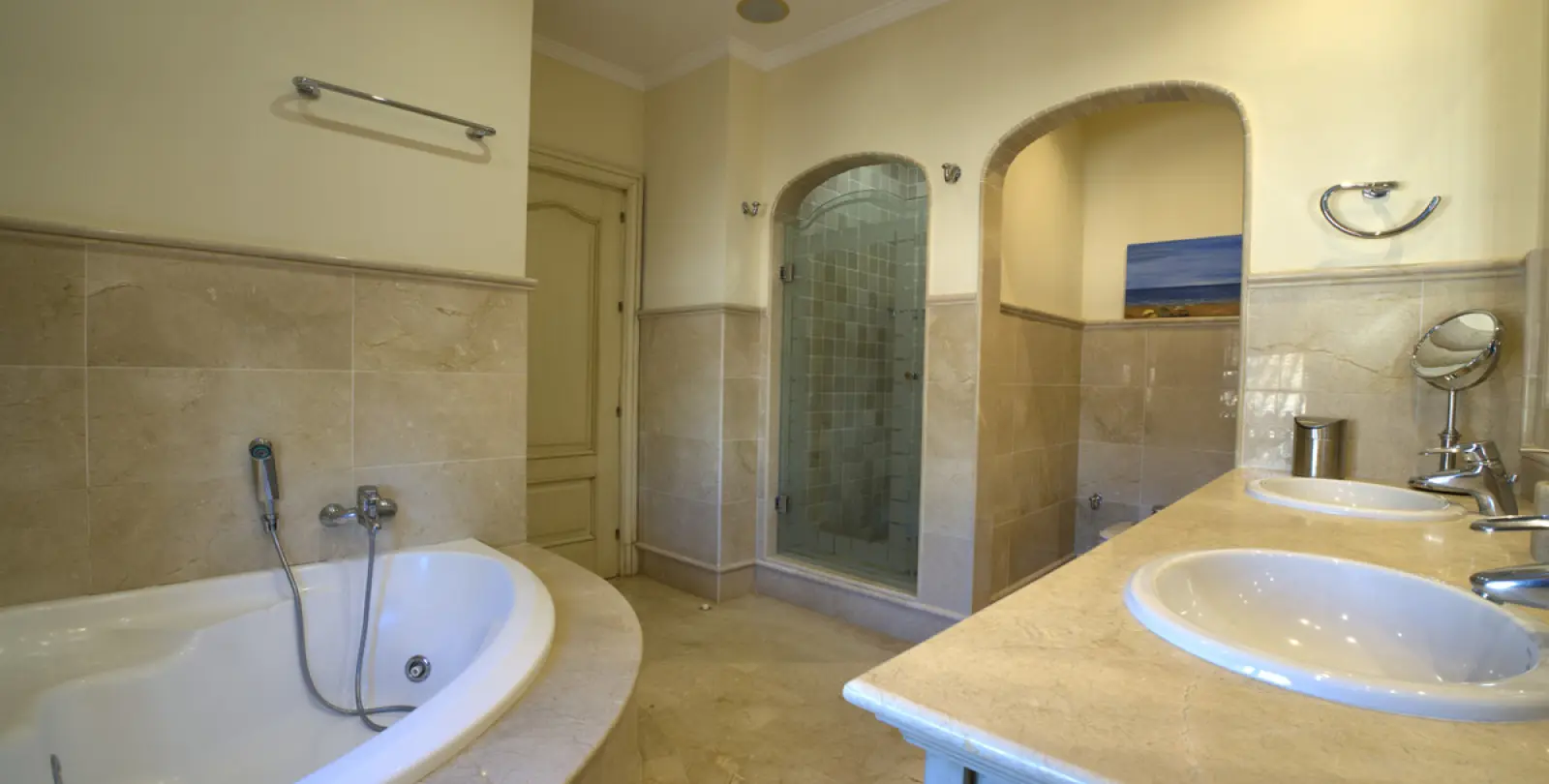 Long-term rent of detached villa in Bahía de Marbella 9